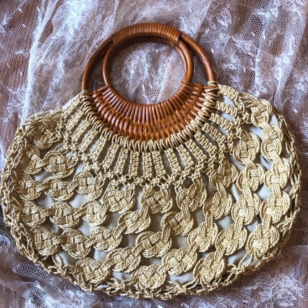 Vintage Macrame Toyo and Wooden Handle Purse